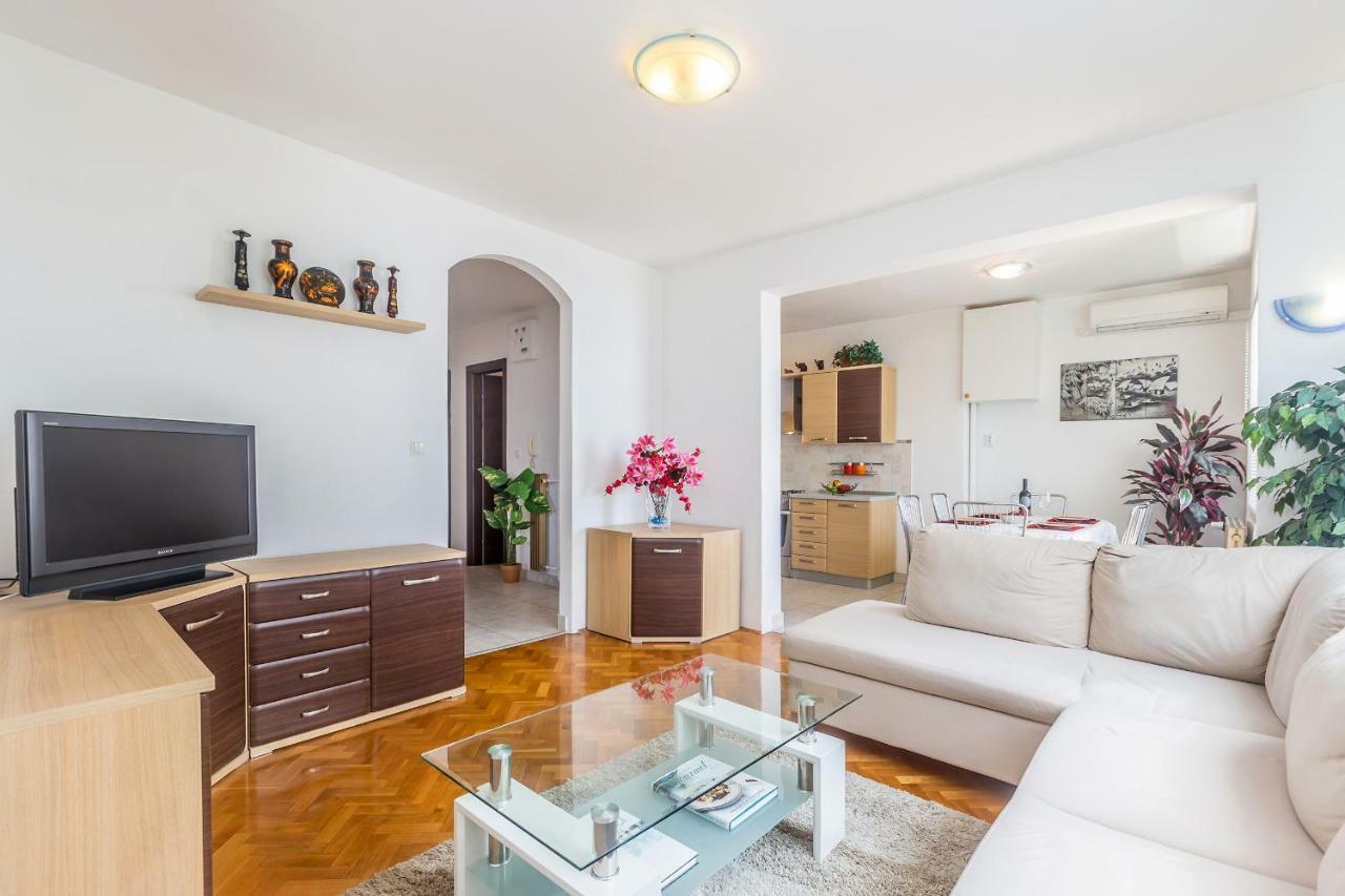 Apartment Lucky 1 Rijeka Exterior foto